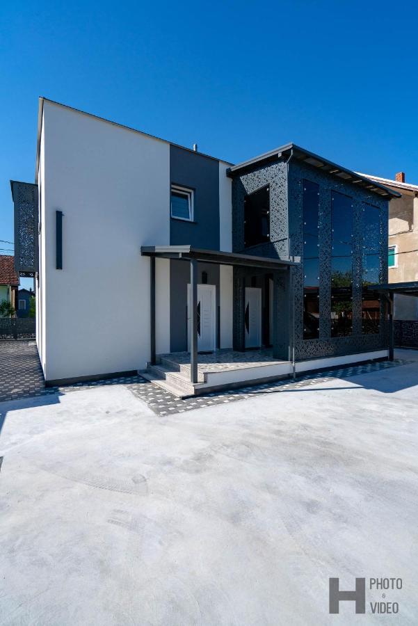 Hazam Apartmani Sanski Most Exterior foto