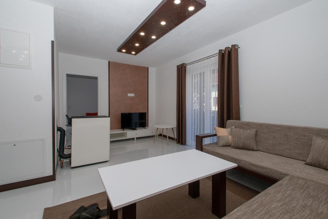 Hazam Apartmani Sanski Most Exterior foto